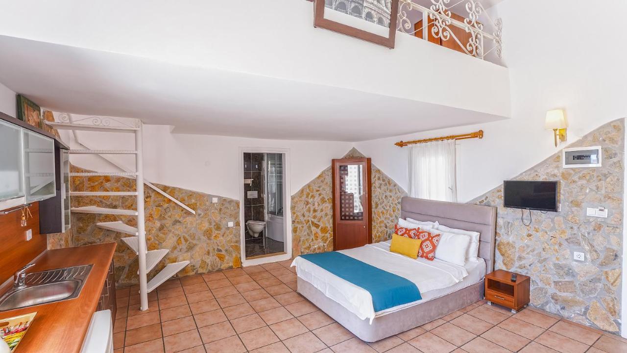 Peace Hotel Kas Bagian luar foto